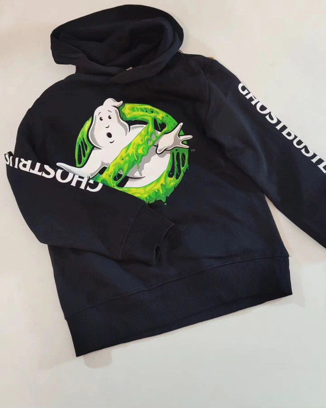 هودی کلاه دار پسرانه برند اچ اند ام h&m رنگ مشکی طرح Ghostbusters